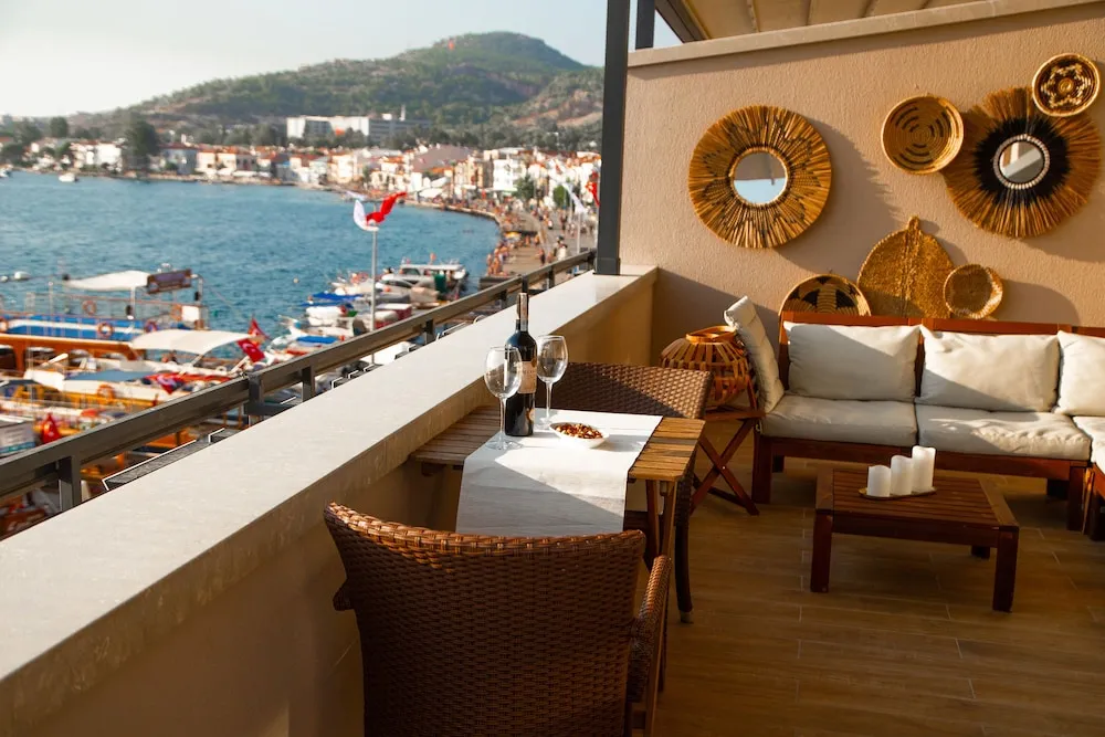 Luxury Oda, 1 En Büyük (King) Boy Yatak, Deniz Manzaralı