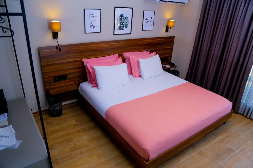 Luxury Oda, 1 En Büyük (King) Boy Yatak, Deniz Manzaralı