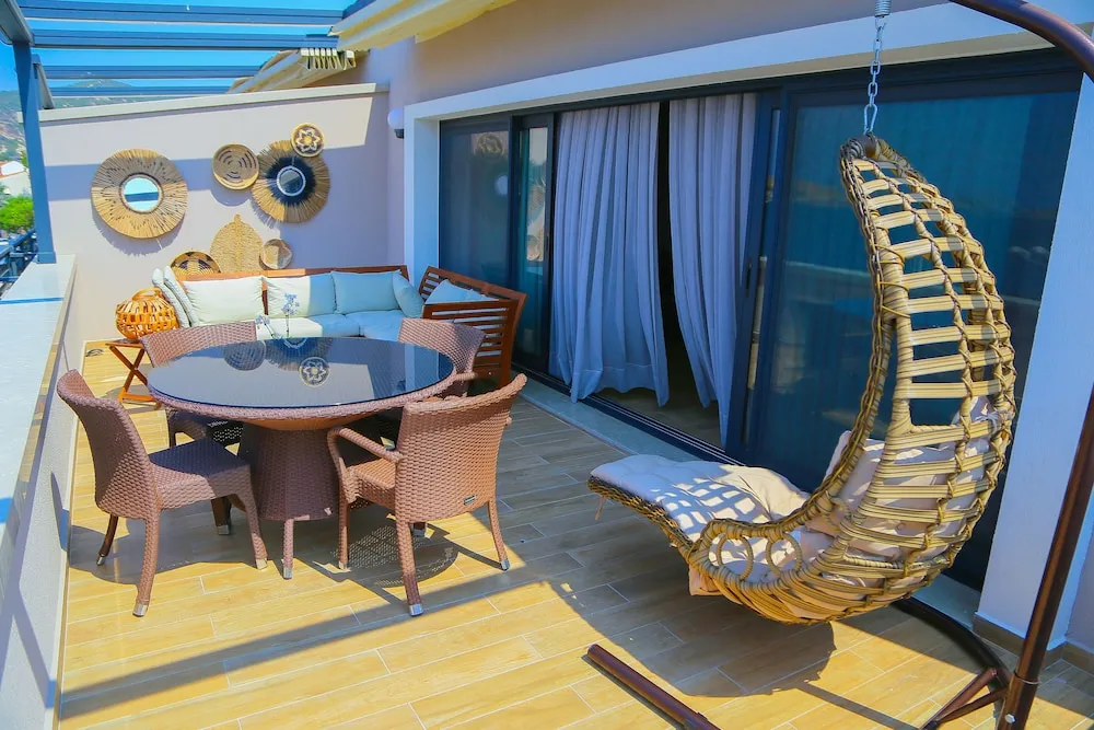 Luxury Oda, 1 En Büyük (King) Boy Yatak, Deniz Manzaralı