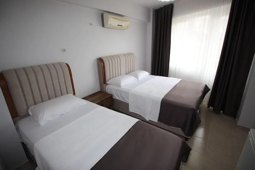 Luxury Üç Kişilik Oda