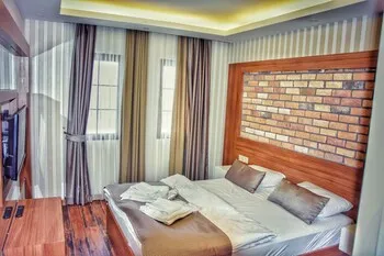 Serah Residence