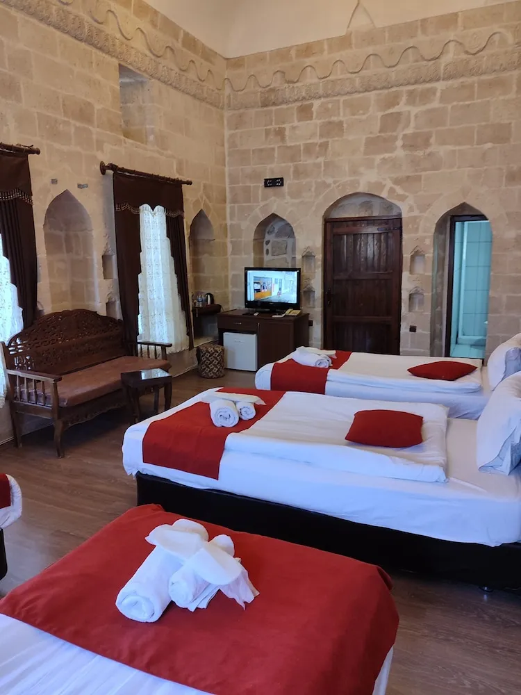 Traditional Dört Kişilik Oda, Birden Çok Yatak, Sigara İçilmez, Avlu