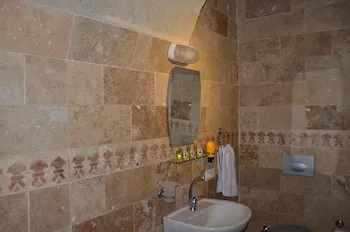 Coco Cave Hotel