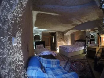 Coco Cave Hotel