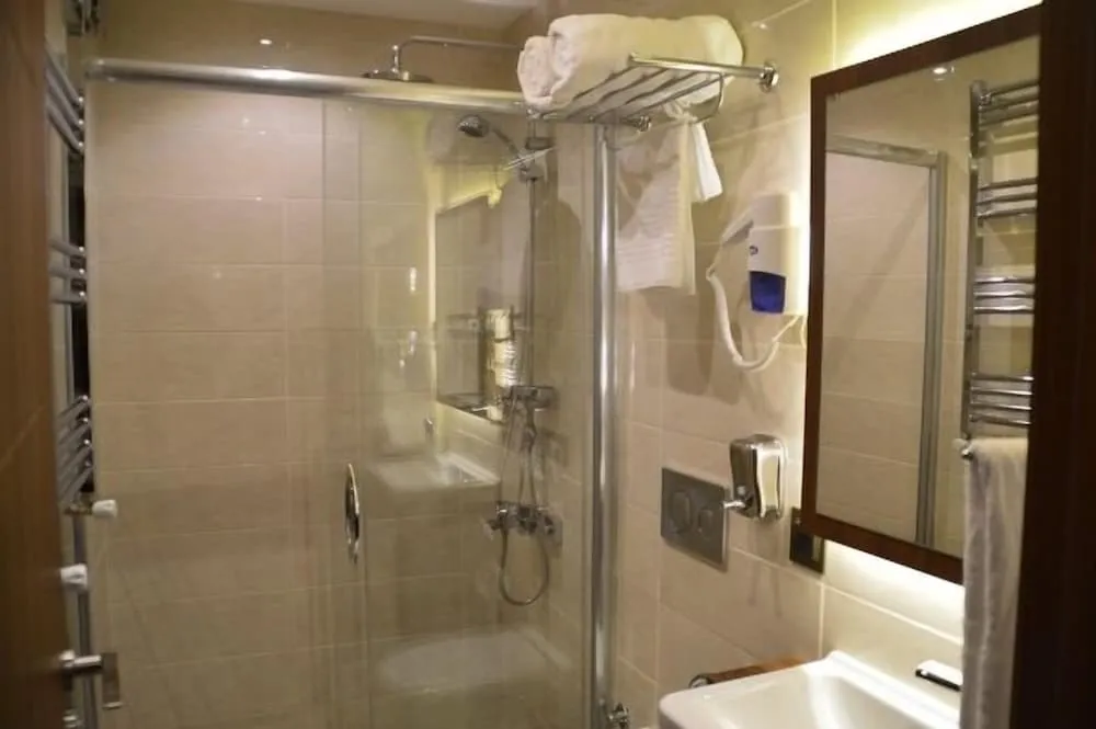 Deluxe Stüdyo Süit