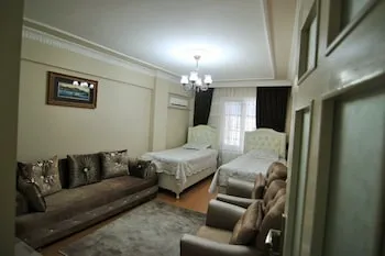 Yılmaz Apart
