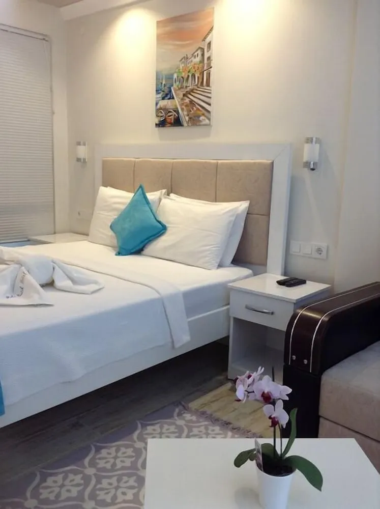 Comfort Tek Büyük Yataklı Oda, 1 Büyük (Queen) Boy Yatak, Deniz Manzaralı