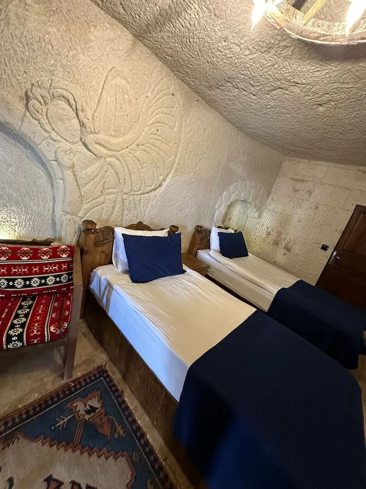 Family Cave Suites