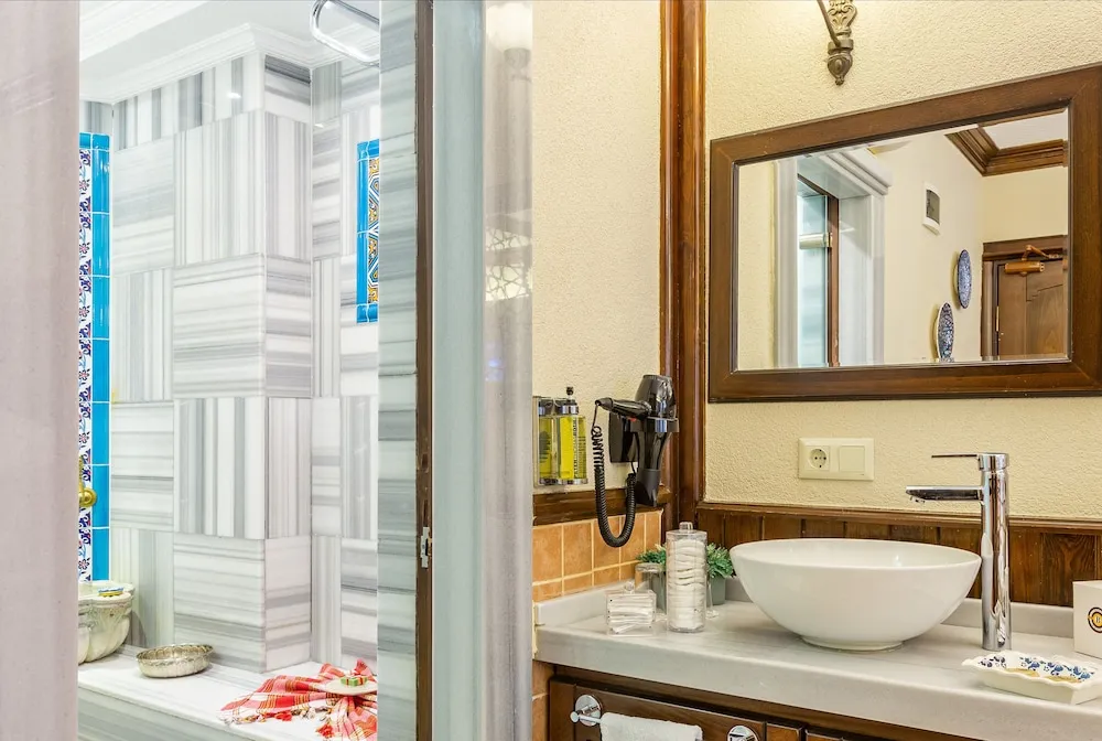 Double Room with Private Hammam & Garden-Ground Floor 20m2