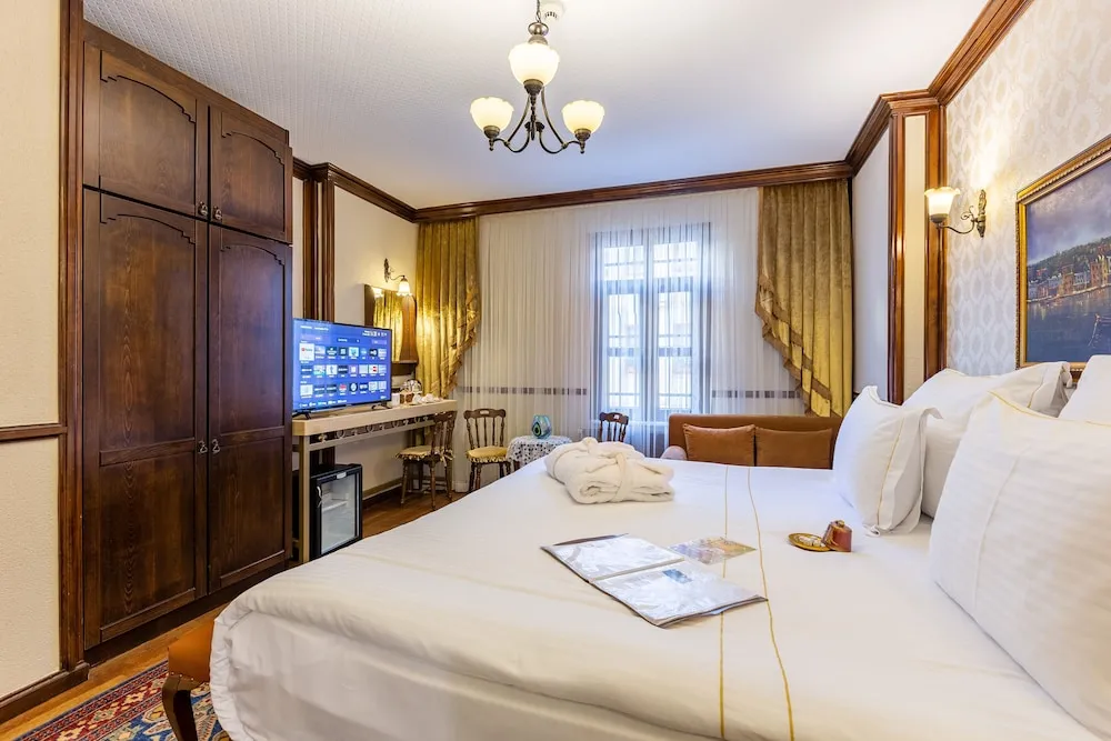 Superior Triple Room with Private Hammam 27m2