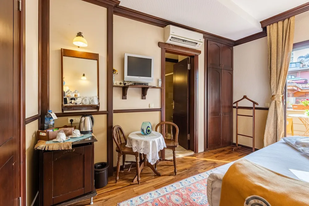 Superior Double Room with Terrace -15m2