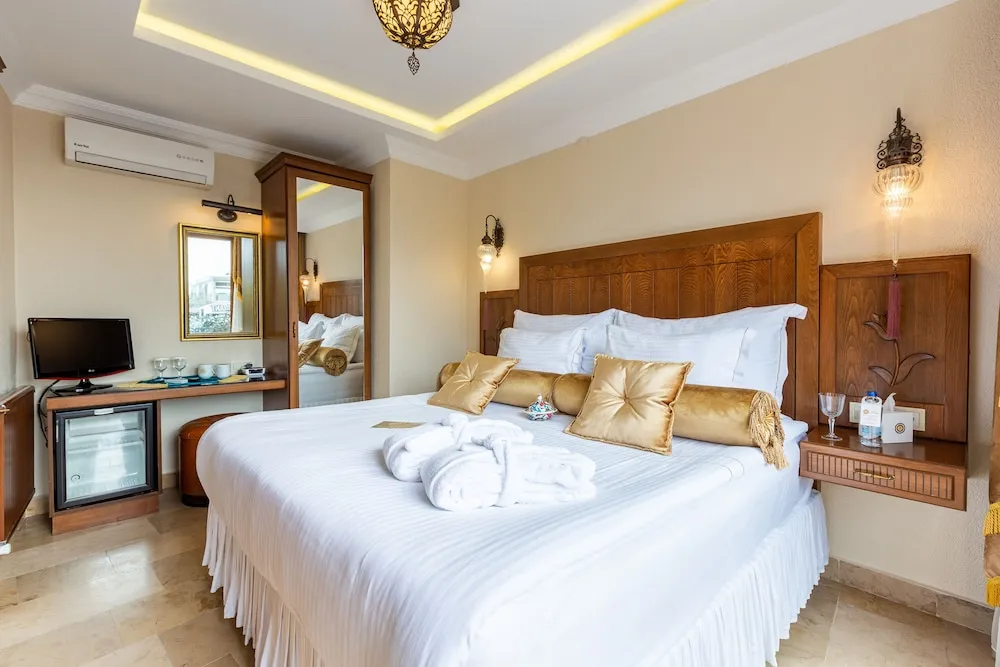 Two-Bedroom Apartment with Private Terrace and Private Hammam for 4 adults - Annex building