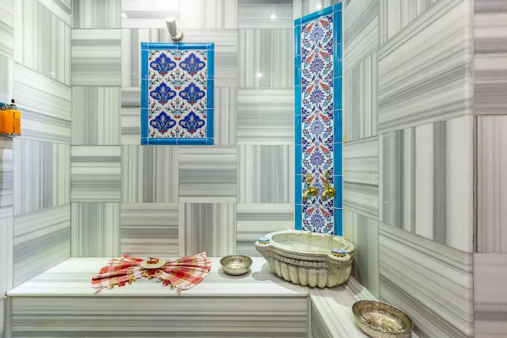 Deluxe Triple with Private Hammam - Annex Building- 30m2