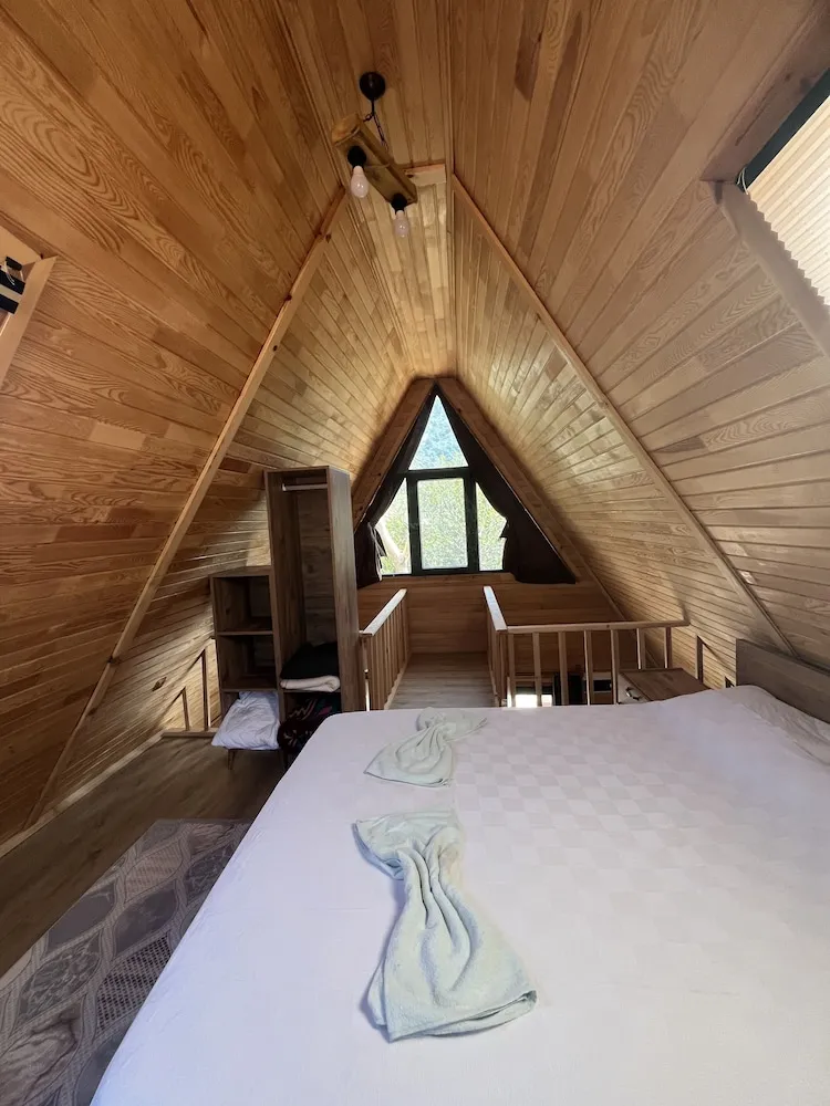 Comfort Bungalov, Avlu Manzaralı