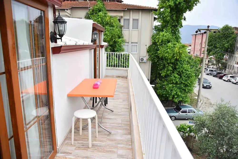 Family Apart Daire, 2 Yatak Odası (Sari)