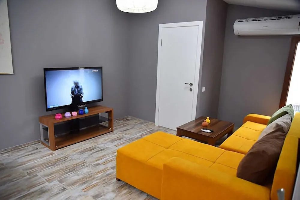 Family Apart Daire, 2 Yatak Odası (Sari)