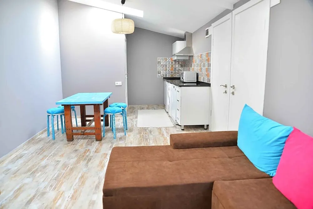 Apart Daire, 2 Yatak Odası (Kahverengi)