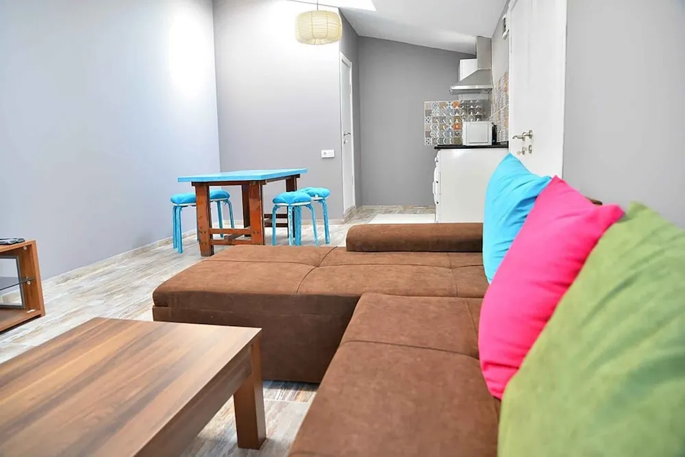 Apart Daire, 2 Yatak Odası (Kahverengi)