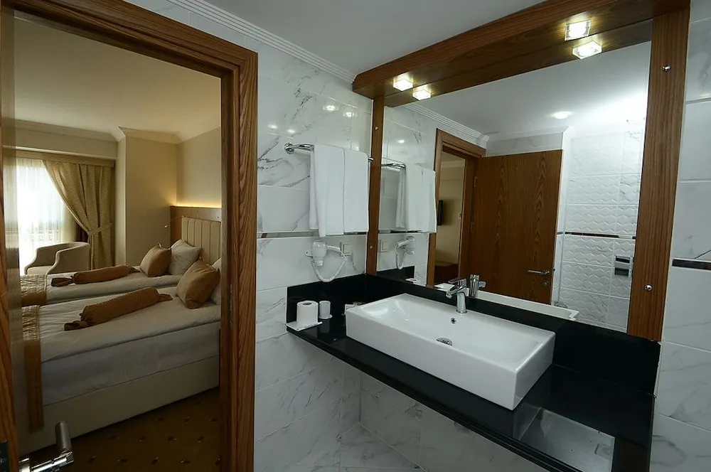 Standard Rooms with French Bed