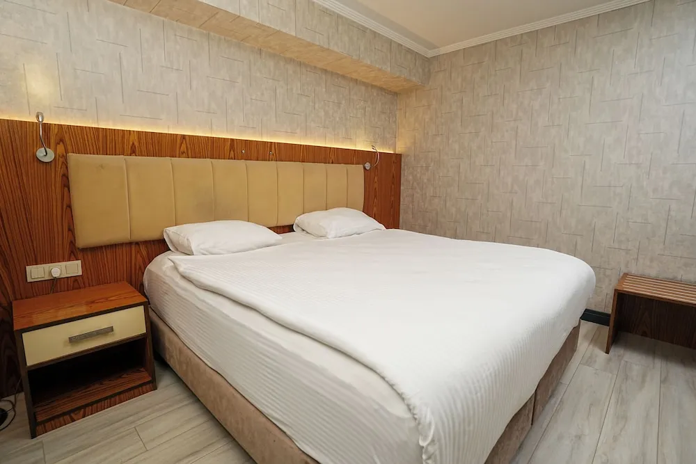 Standard Rooms with French Bed