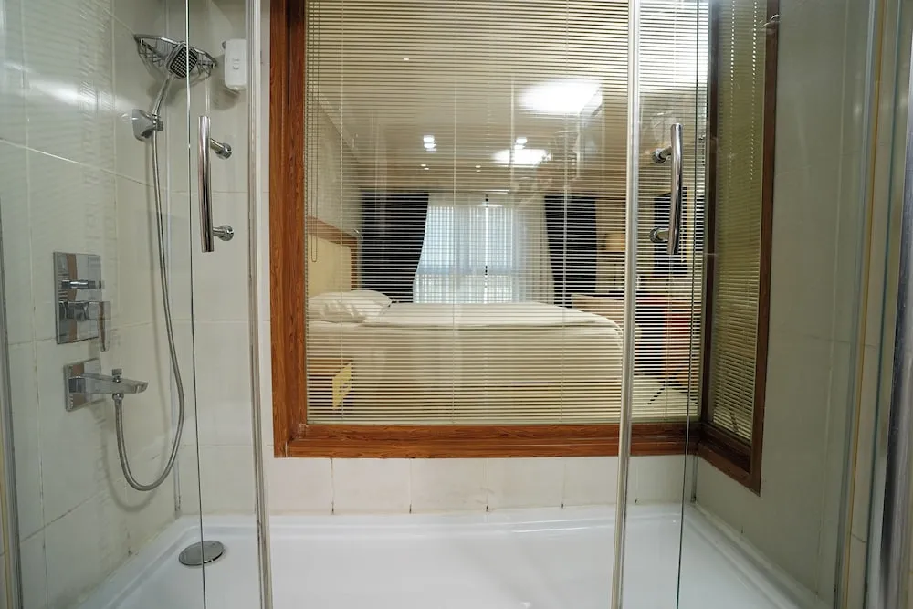 Standard Rooms with French Bed