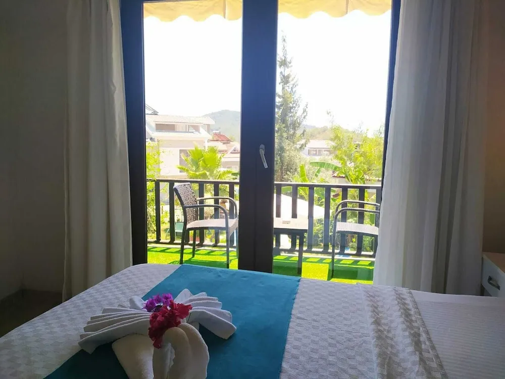 Standard Tek Büyük Yataklı Oda, 1 Çift Kişilik veya 2 Tek Kişilik Yatak, Balkon/Veranda