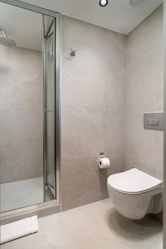 Design Tek Büyük Yataklı Oda