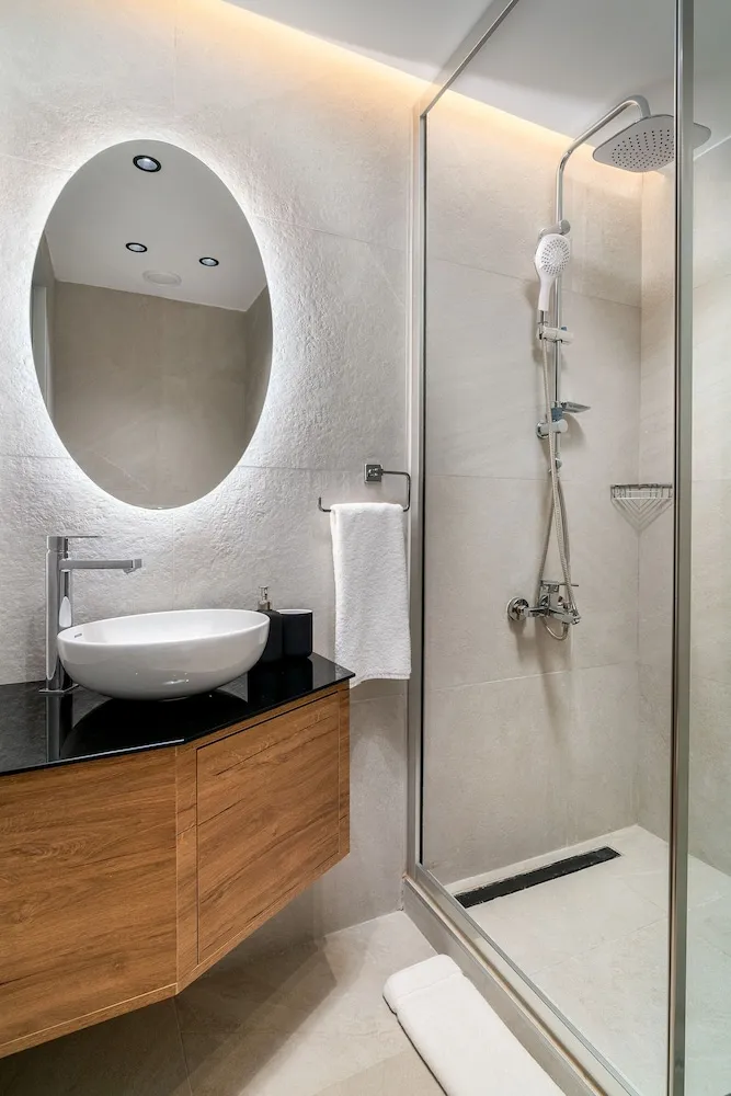 Design Tek Büyük Yataklı Oda