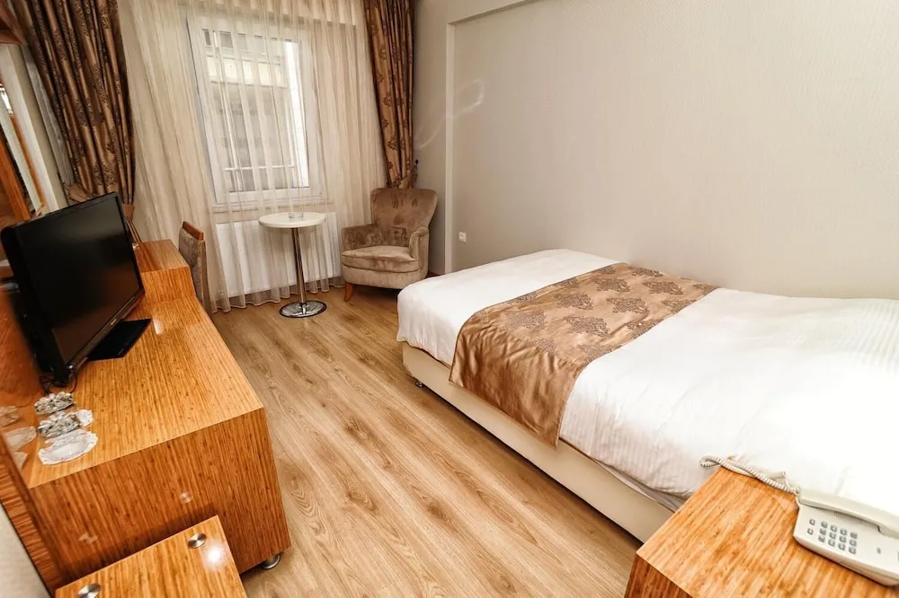 Deluxe Tek Kişilik Oda