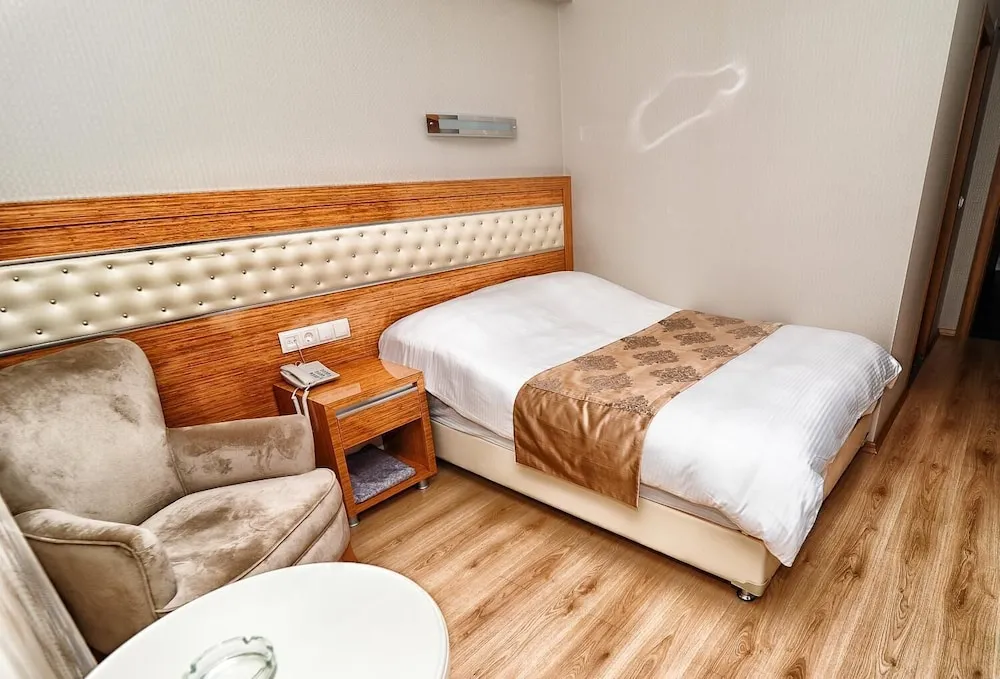 Deluxe Tek Kişilik Oda