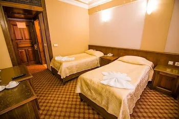 Zalifre Hotel