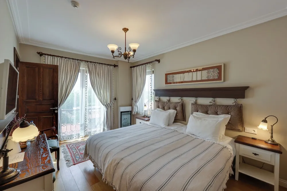 Deluxe Tek Büyük veya İki Ayrı Yataklı Oda, Şehir Manzaralı