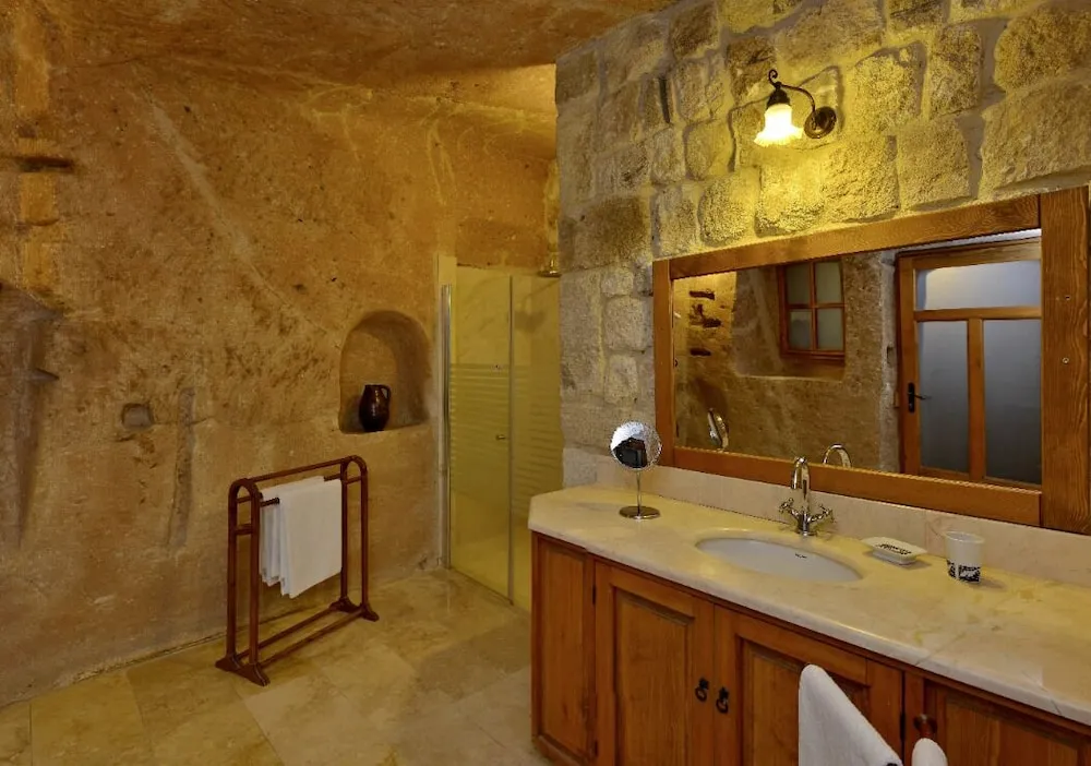 Tunnel Cave House