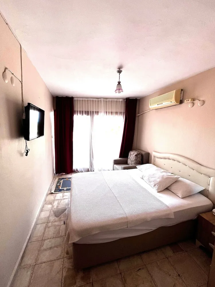 Standard Oda, 1 Çift Kişilik veya 2 Tek Kişilik Yatak, Bahçe Manzaralı