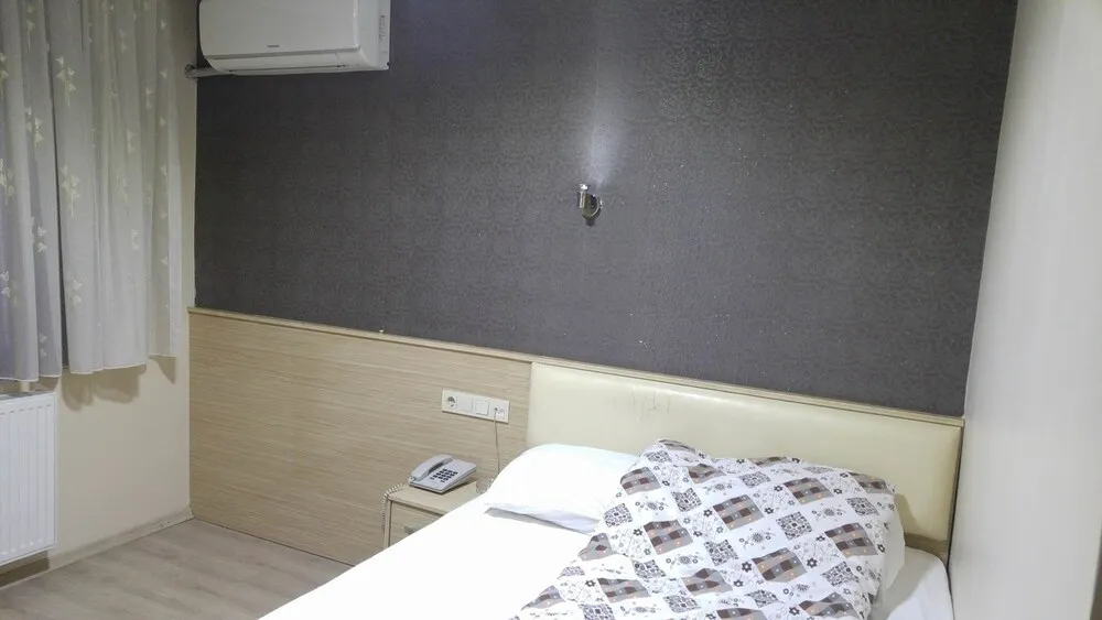 Comfort Büyük Yataklı Tek Kişilik Oda, Şehir Manzaralı