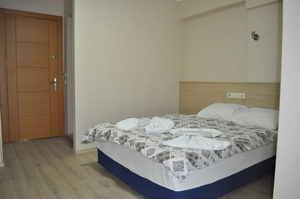 Comfort Büyük Yataklı Tek Kişilik Oda, Şehir Manzaralı