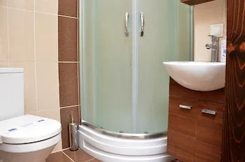 Selanikli Pansiyon Heybeliada