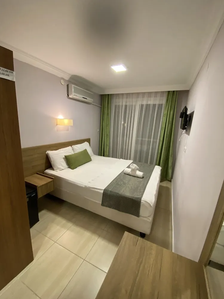 Comfort Tek Büyük veya İki Ayrı Yataklı Oda, 1 Çift Kişilik veya 2 Tek Kişilik Yatak