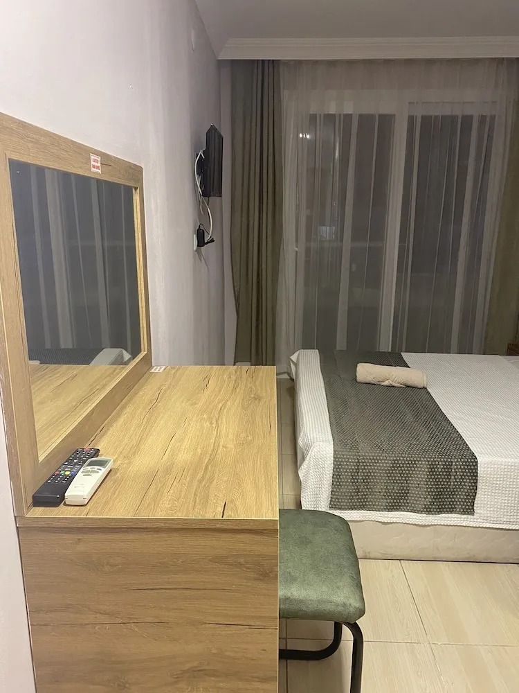 Comfort Tek Büyük veya İki Ayrı Yataklı Oda, 1 Çift Kişilik veya 2 Tek Kişilik Yatak