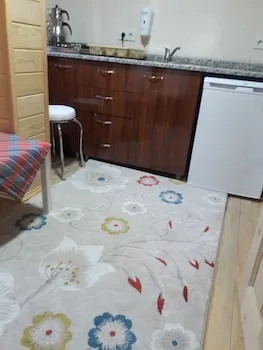 Meleklerin Evi Apart