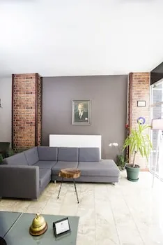 The Corner Inn Hotel Suit