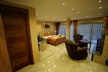 Alesta Butik Otel