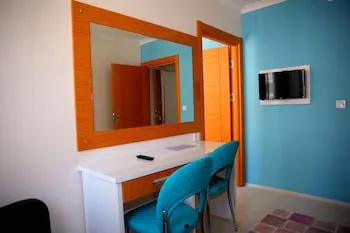 Can Residence