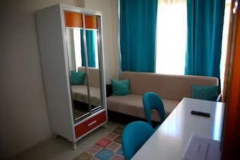 Can Residence