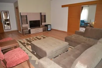 Hasan Celebi Otel