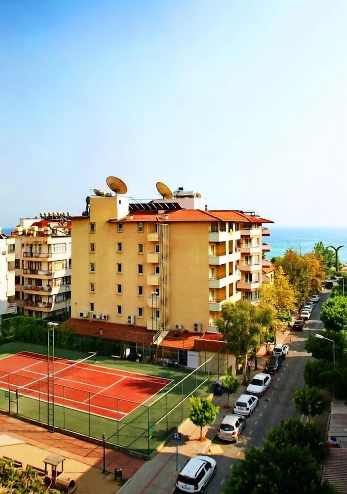 Alanya Beach Hotel