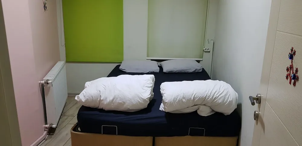 Economy Tek Büyük Yataklı Oda