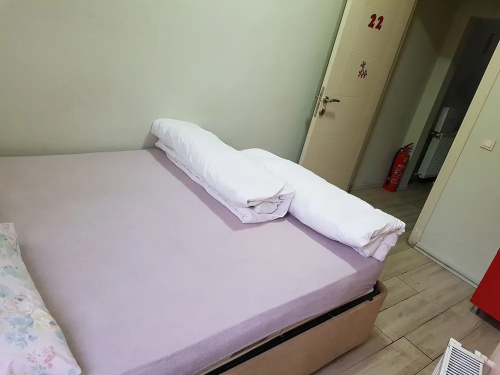 Economy Tek Büyük Yataklı Oda