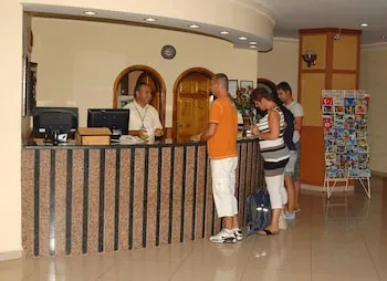 Doris Aytur Hotel