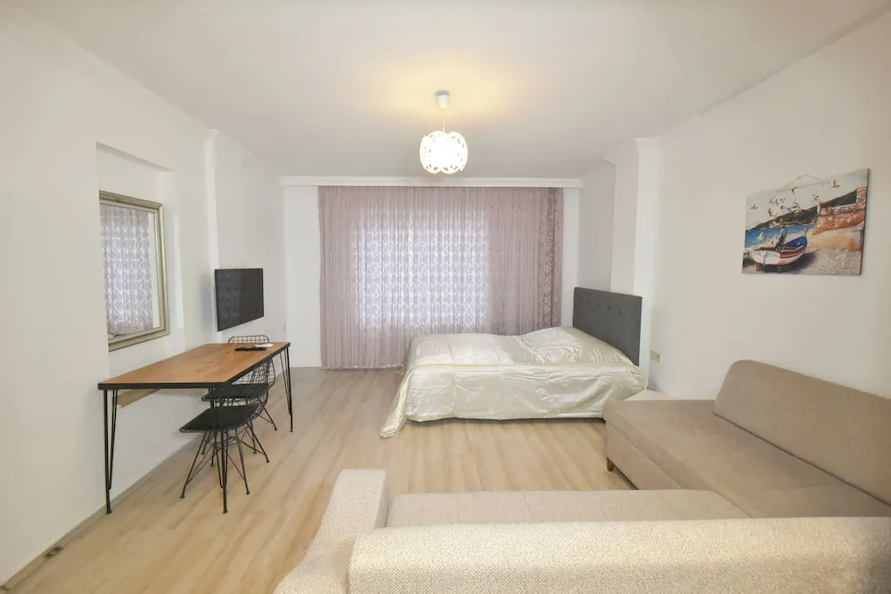 Stüdyo Süit, 1 Büyük (Queen) Boy Yatak ve Çekyat, Mutfak, Şehir Manzaralı